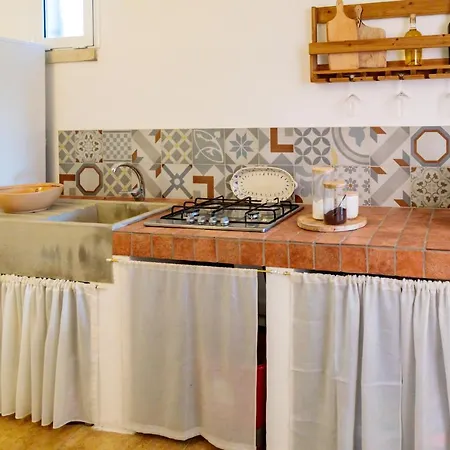 Dimora Castello Couette-café Galatone